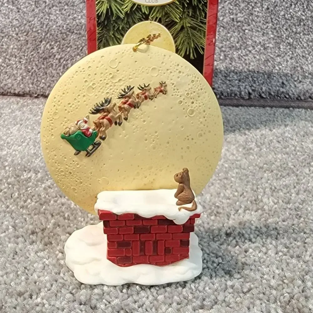 Hallmark 1997 Collectors Ornament Mouse Reindeer Happy Christmas‎ to All
